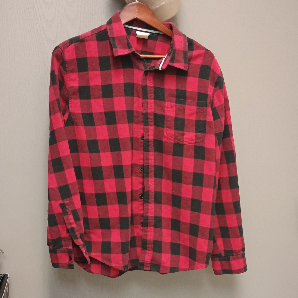 Classic Red and Black Plaid Men's Shirt